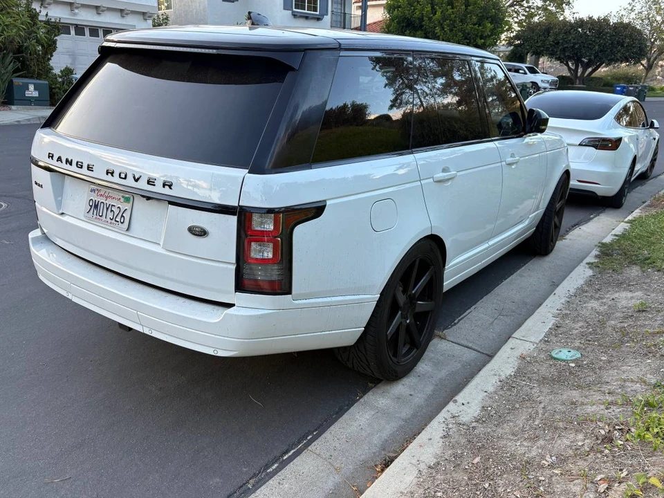 2017 Land Rover Range Rover L405 - Image 3 of 8