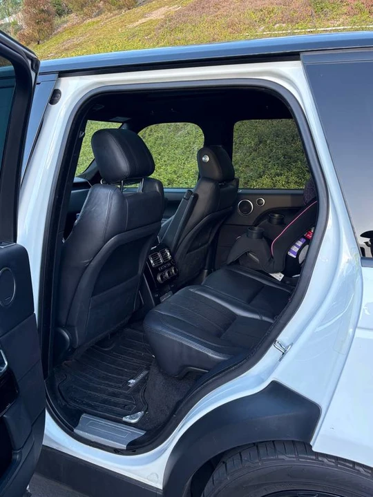 2017 Land Rover Range Rover L405 - Image 6 of 8