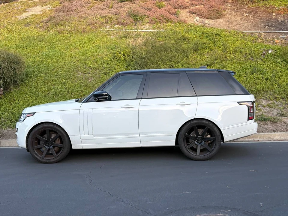 2017 Land Rover Range Rover L405 - Image 4 of 8
