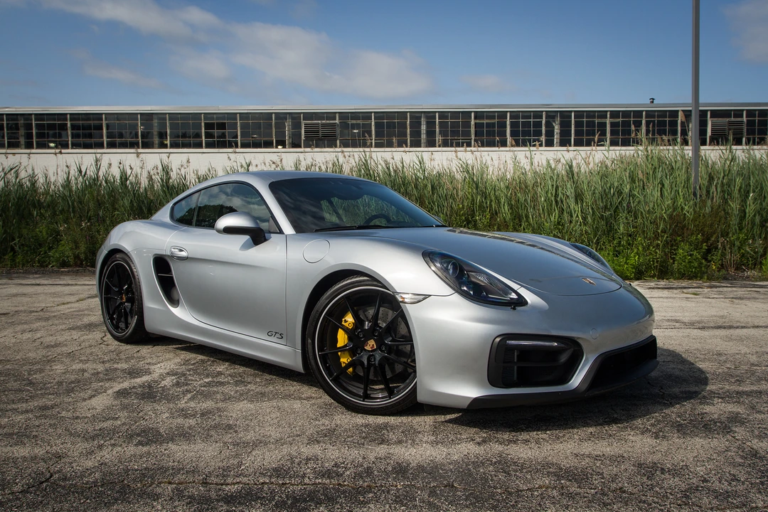 2015 Porsche 981 Cayman GTS - Image 2 of 24