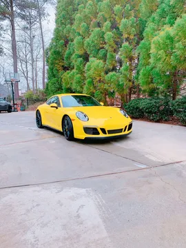 2017 Porsche 911 GTS Coupe