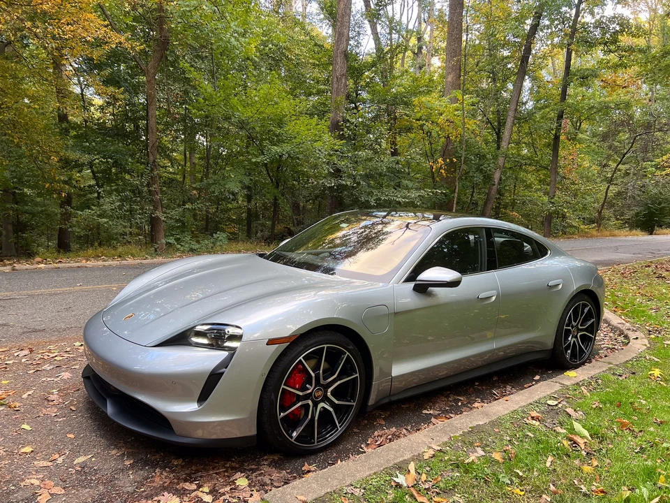 2020 Porsche Taycan 4S - Image 2 of 25