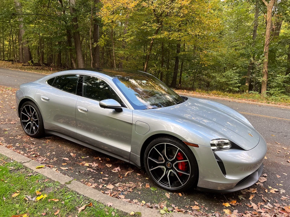 2020 Porsche Taycan 4S - Image 5 of 25