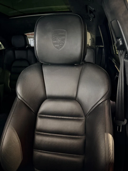 2018 Porsche Macan Turbo - Image 6 of 31
