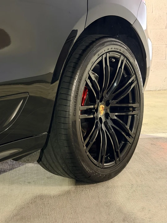 2018 Porsche Macan Turbo - Image 14 of 31