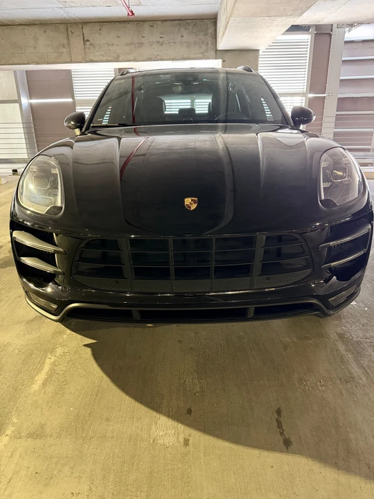 2018 Porsche Macan Turbo - Image 16 of 31