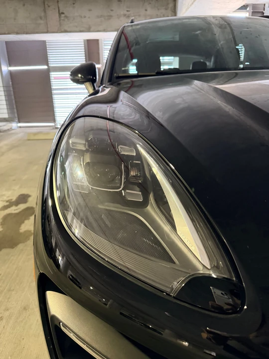 2018 Porsche Macan Turbo - Image 18 of 31