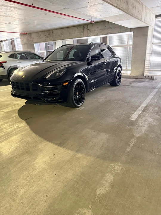 2018 Porsche Macan Turbo - Image 19 of 31