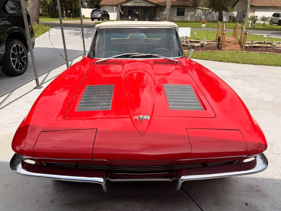 1963 Chevrolet Corvette C2 - Image 10 of 24
