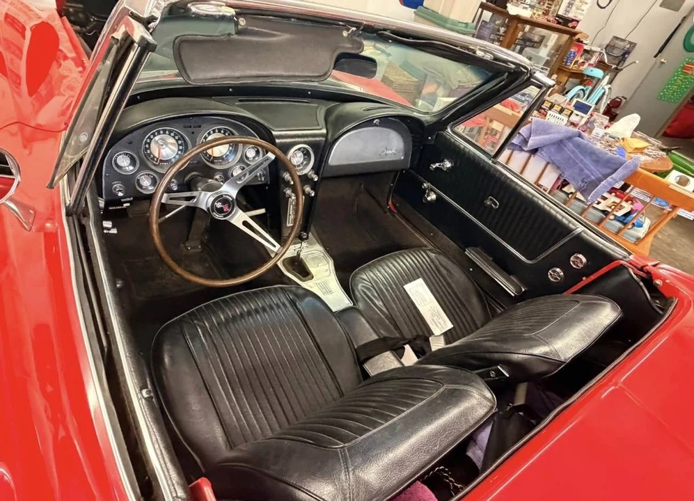 1963 Chevrolet Corvette C2 - Image 20 of 24
