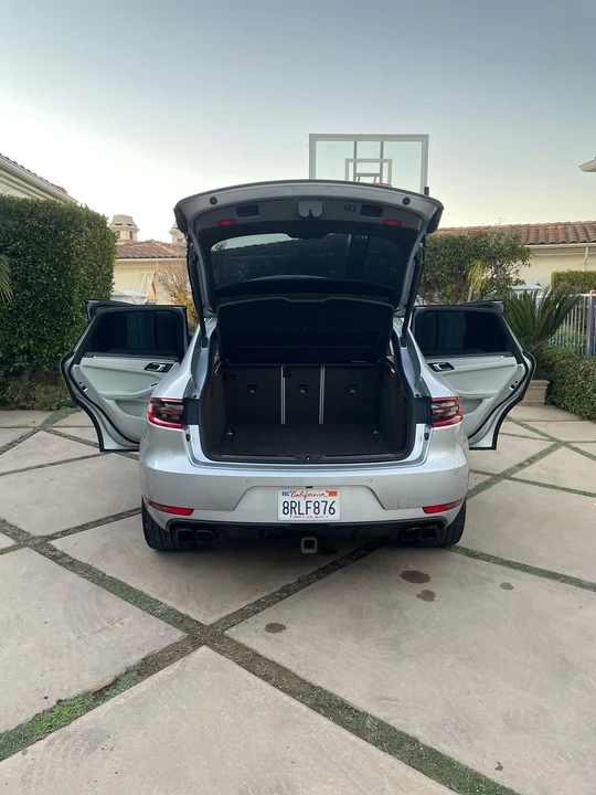 2016 Porsche Macan Turbo - Image 17 of 17
