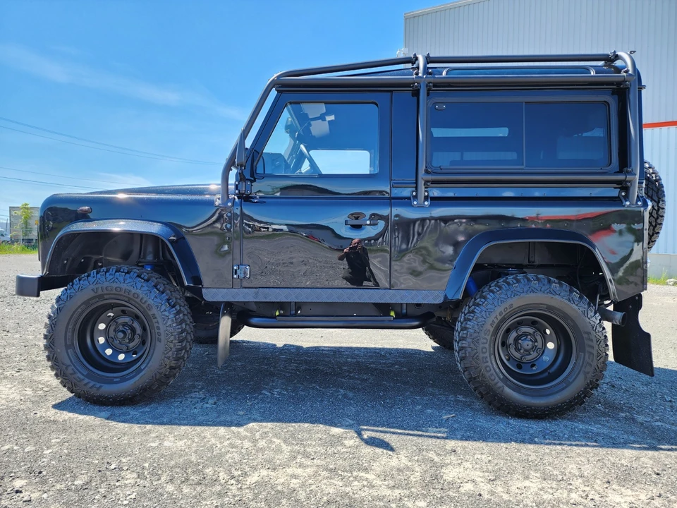 1999 Land Rover Defender - Image 8 of 24