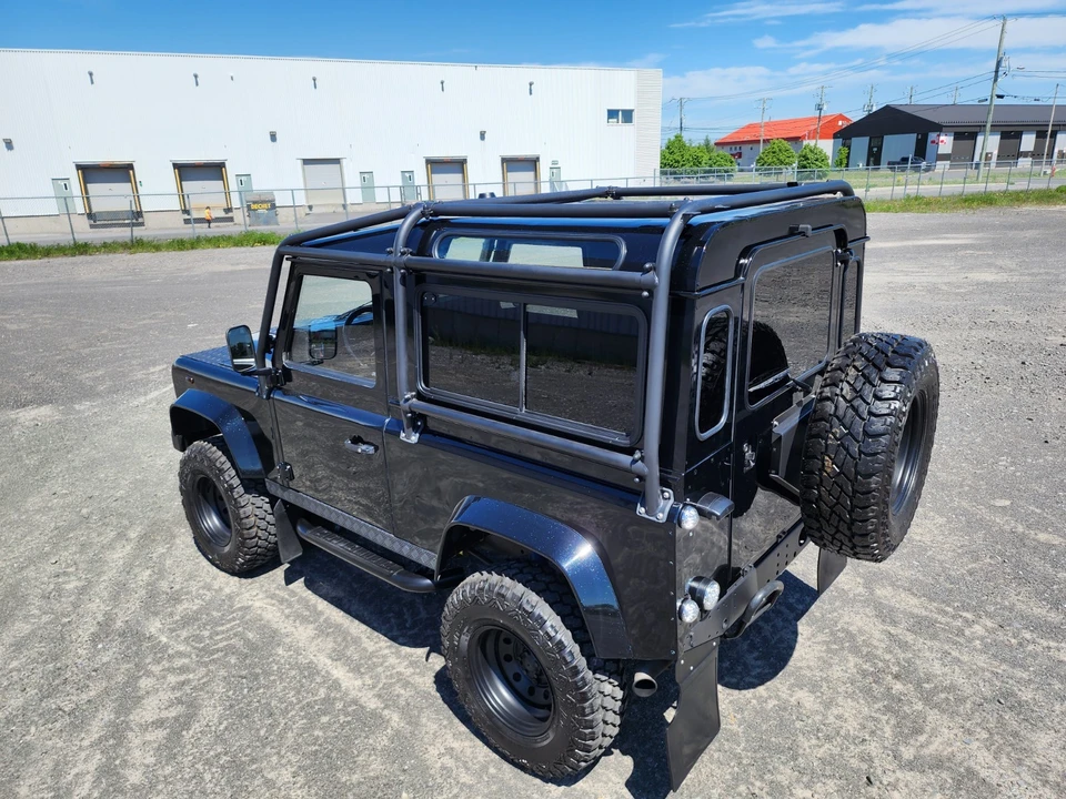 1999 Land Rover Defender - Image 9 of 24