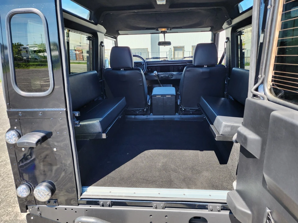 1999 Land Rover Defender - Image 16 of 24