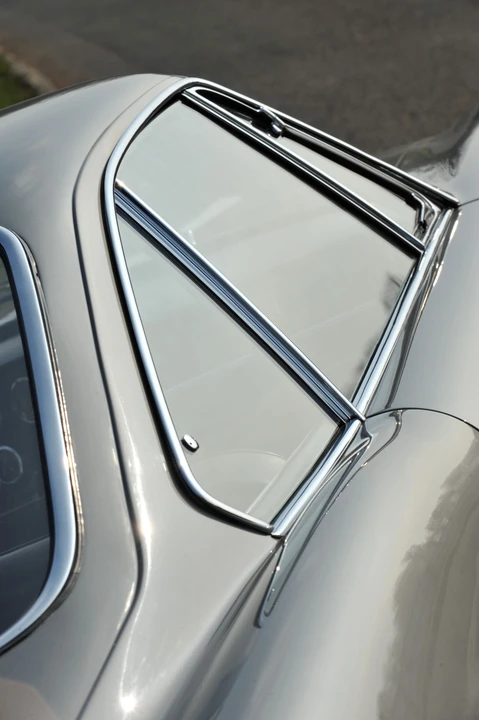 1960 Aston Martin DB4 GT - Image 25 of 31