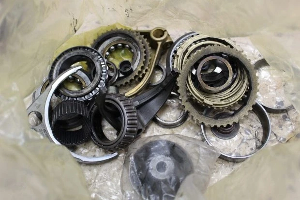Parts & Memorabilia Gearboxes - Image 6 of 6