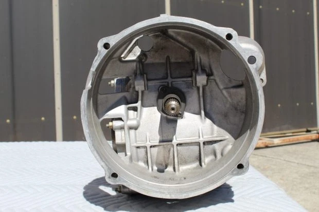 Parts & Memorabilia Gearboxes - Image 3 of 6
