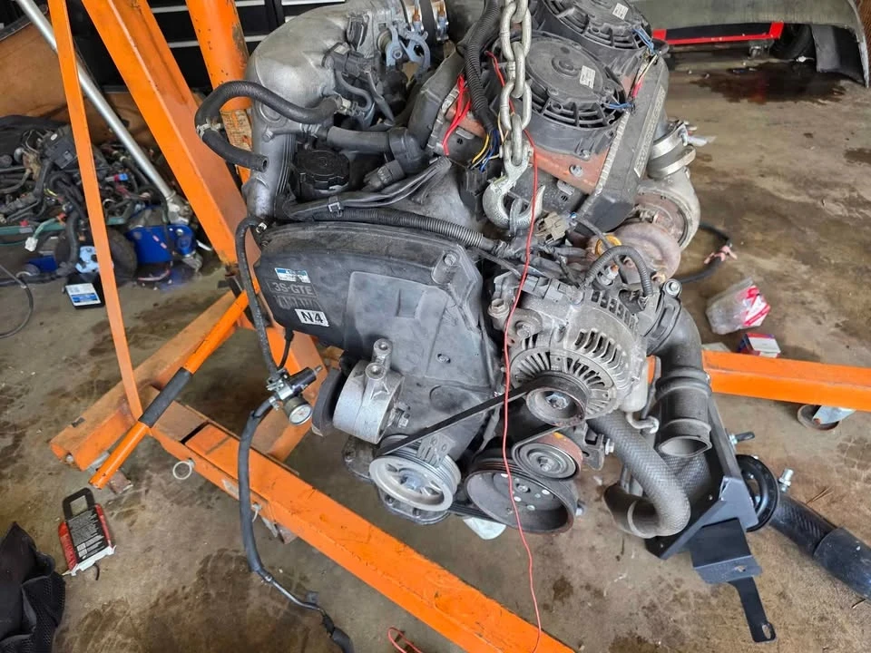Parts & Memorabilia Engines - Image 4 of 10