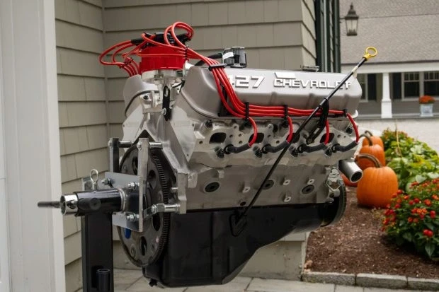 Parts & Memorabilia Engines - Image 2 of 5