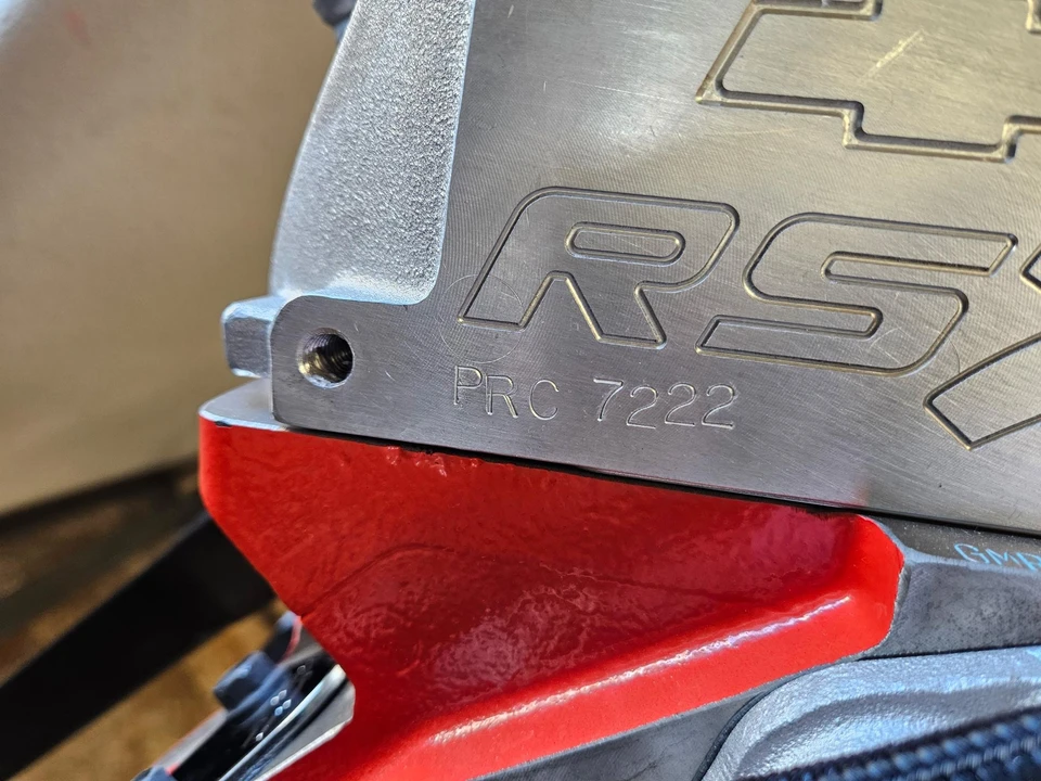 Parts & Memorabilia Engines - Image 8 of 12