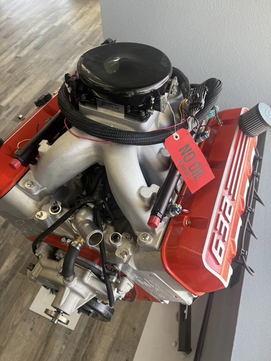 Parts & Memorabilia Engines - Image 6 of 12