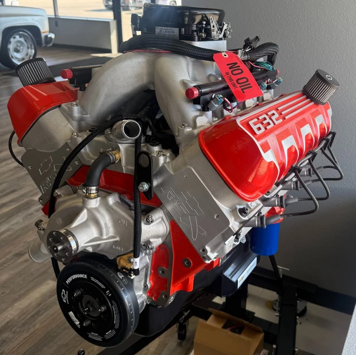 Parts & Memorabilia Engines - Image 12 of 12