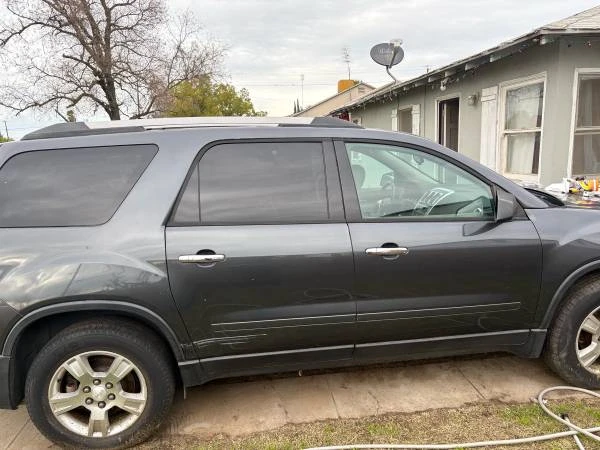 GMC Acadia - Image 2 of 7