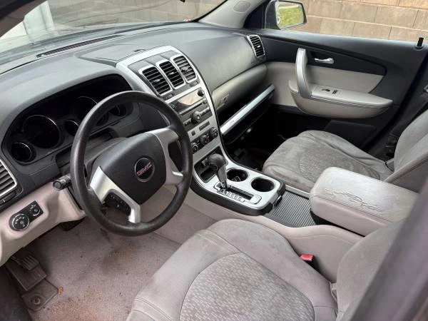 GMC Acadia - Image 5 of 7