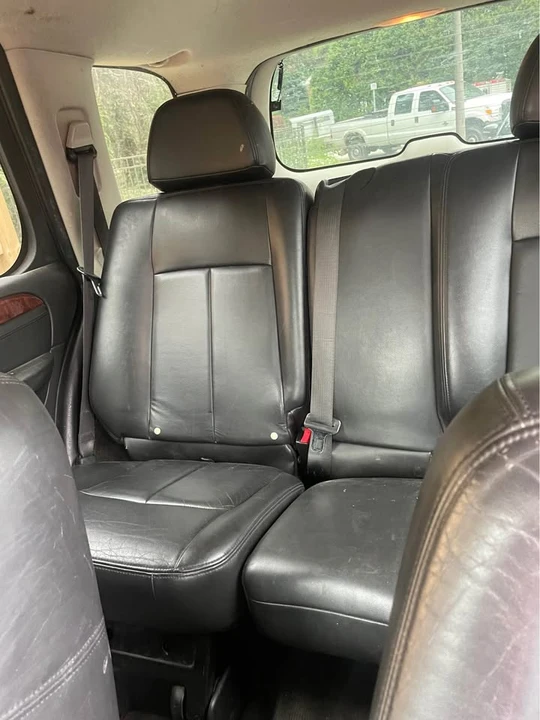 GMC Envoy - Image 4 of 7