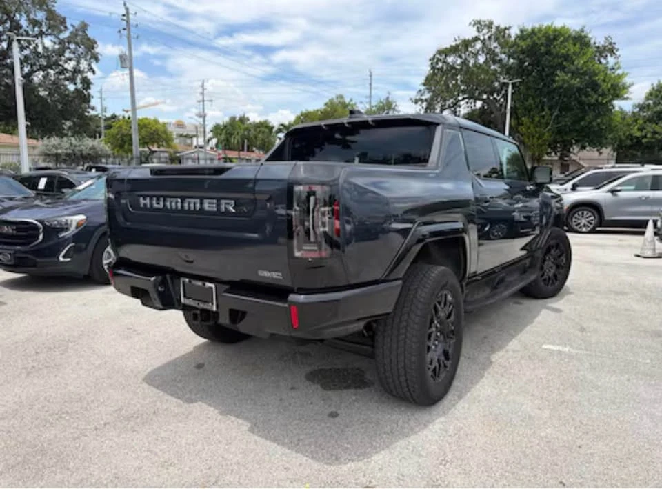 2026 GMC Hummer EV - Image 3 of 4