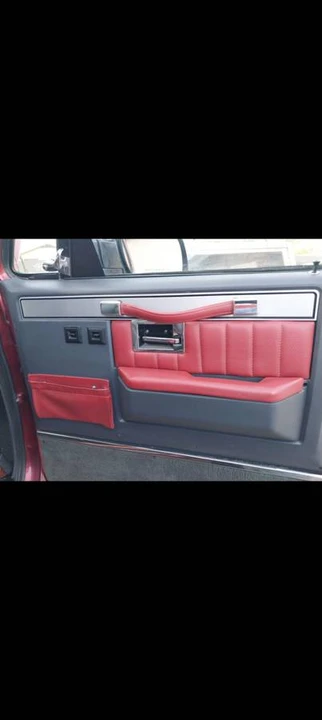 1991 GMC Jimmy 2nd Gen - Image 11 of 21