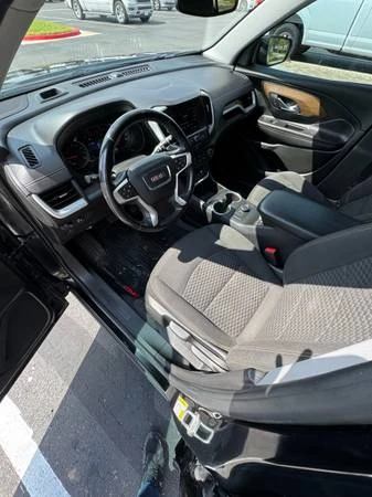 2020 GMC Terrain - Image 18 of 21