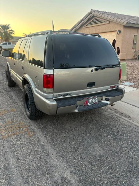 2000 GMC S-15 Jimmy 2nd Gen - Image 3 of 5