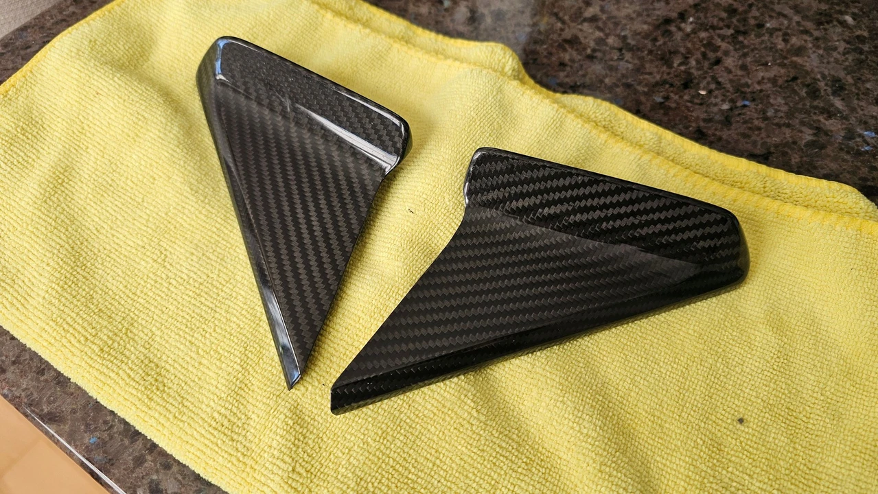 Parts & Memorabilia Bodywork - Image 2 of 8