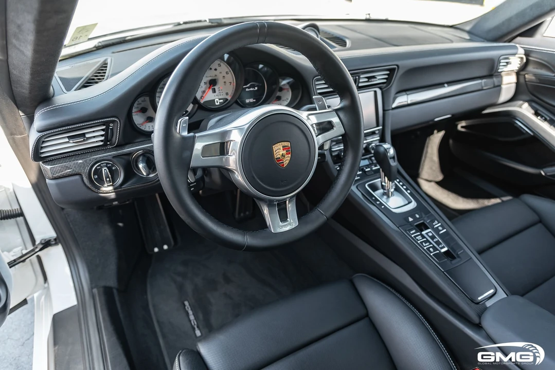2015 Porsche 991 Turbo S - Image 26 of 31