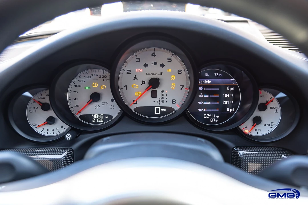 2015 Porsche 991 Turbo S - Image 28 of 31
