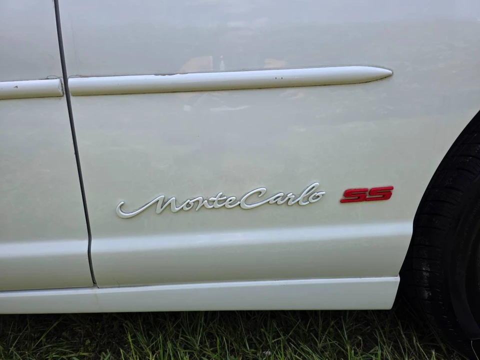 2000 Chevrolet Monte Carlo 6th Gen - Image 15 of 15