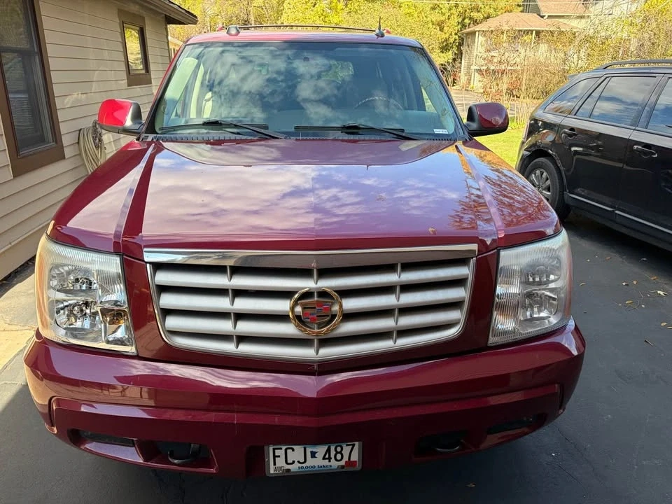 2005 Cadillac Escalade & EXT 2nd Gen - Image 2 of 10