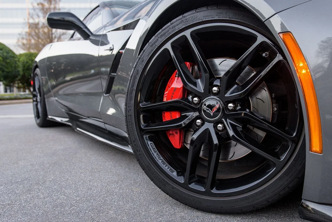 2015 Chevrolet Corvette C7 - Image 5 of 31