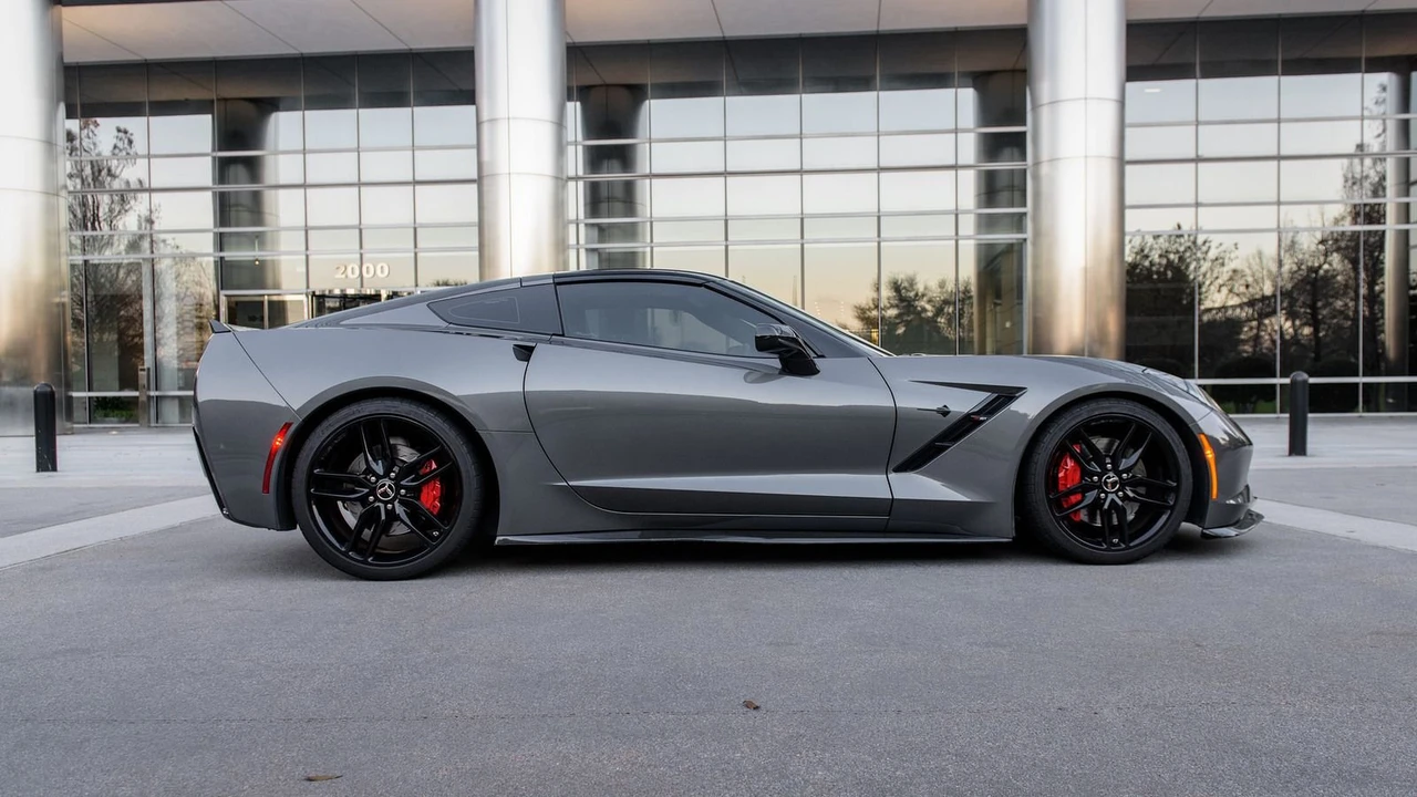 2015 Chevrolet Corvette C7 - Image 6 of 31