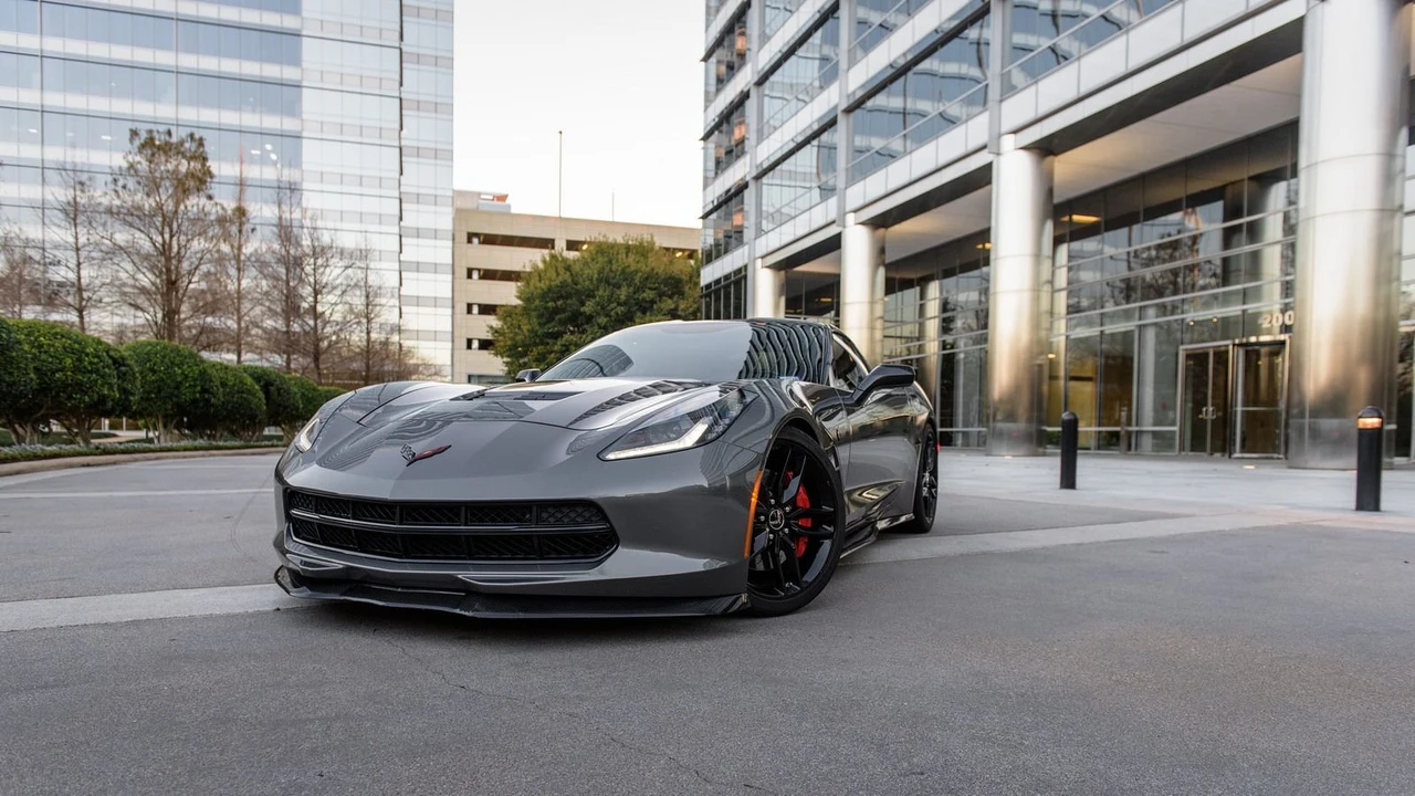 2015 Chevrolet Corvette C7 - Image 11 of 31
