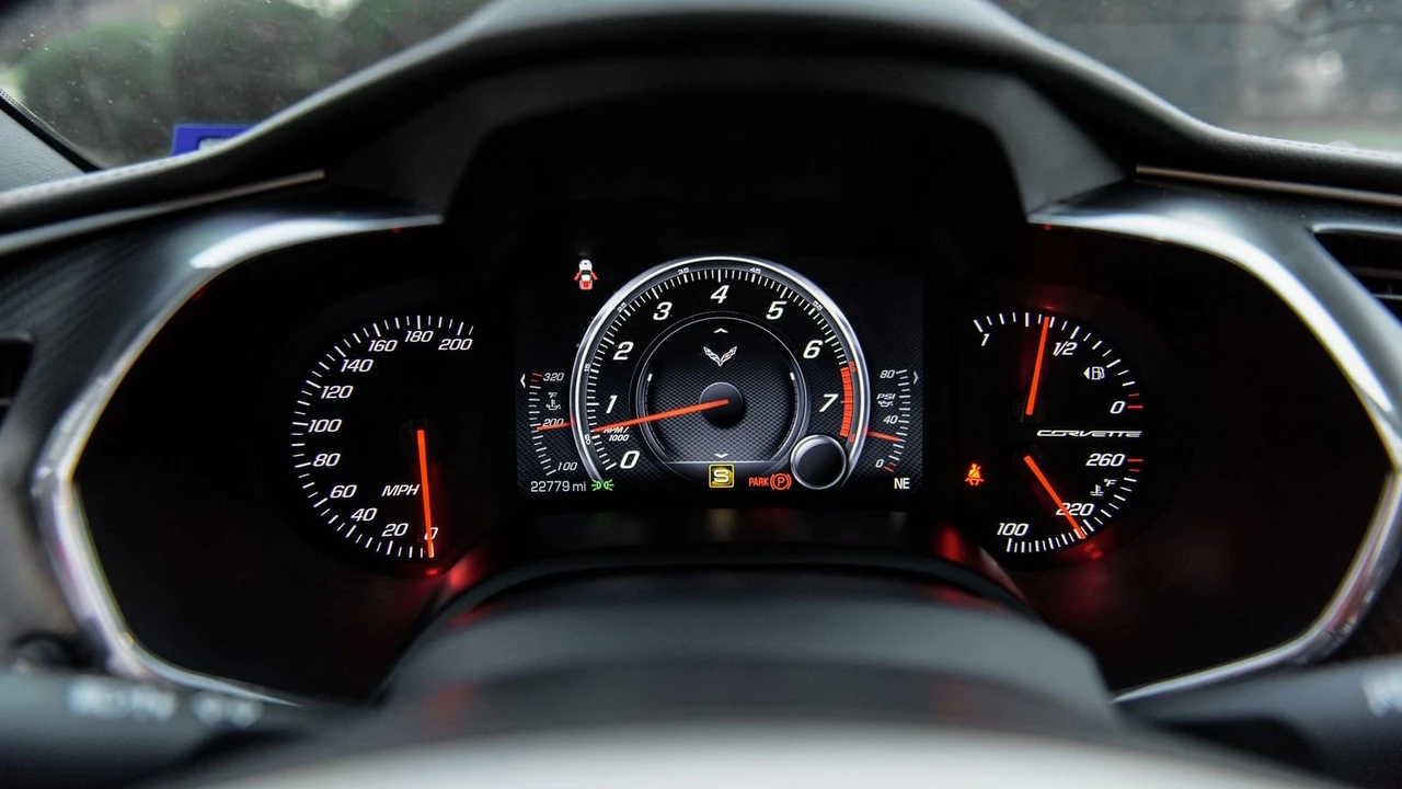 2015 Chevrolet Corvette C7 - Image 26 of 31