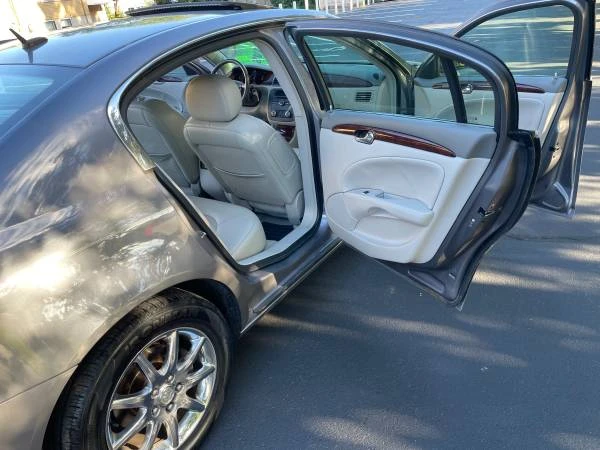2007 Buick Lucerne - Image 8 of 18