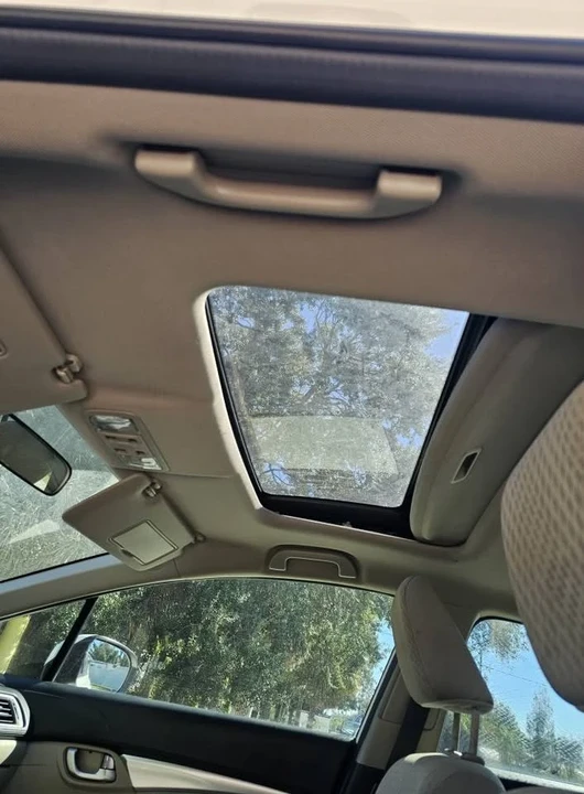 2014 Honda Civic 9th Gen - Image 12 of 17
