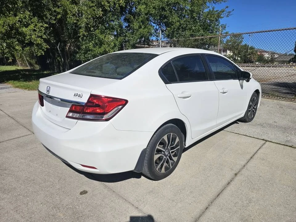 2014 Honda Civic 9th Gen - Image 7 of 17