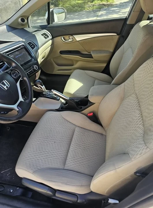 2014 Honda Civic 9th Gen - Image 10 of 17