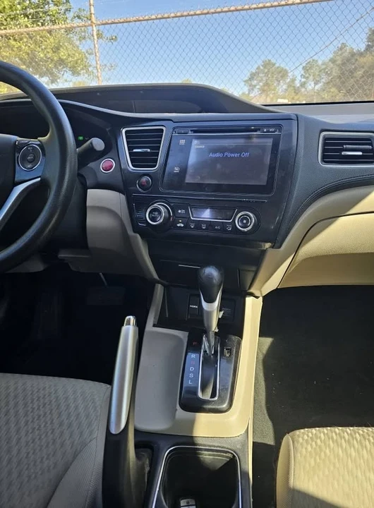 2014 Honda Civic 9th Gen - Image 15 of 17