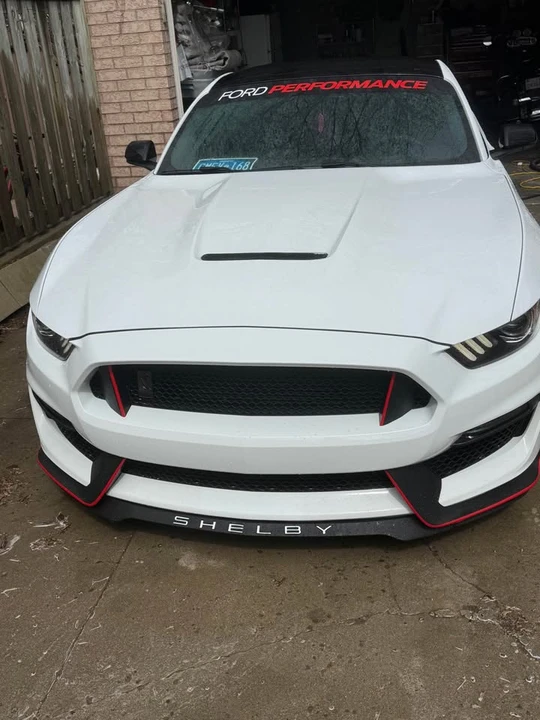 2017 Shelby GT350 - Image 3 of 10