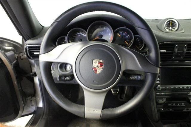 2010 Porsche 997 GT3 - Image 12 of 30