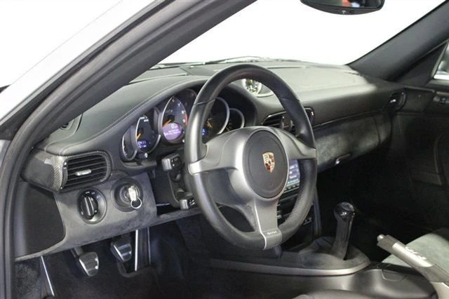 2010 Porsche 997 GT3 - Image 4 of 30